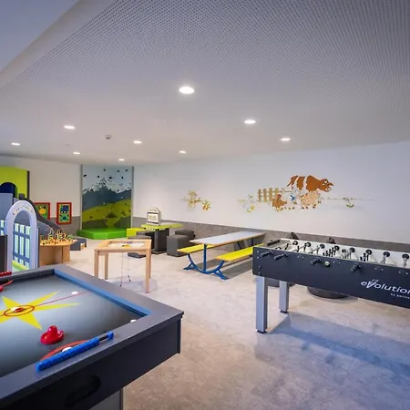 Tauernhof Капрун