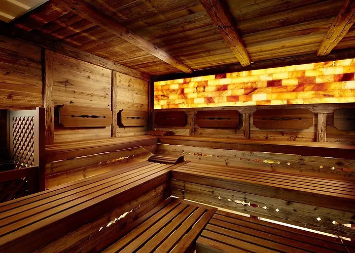 Ξενοδοχείο Tauernhof 4*