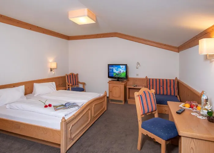 Ξενοδοχείο Tauernhof 4*