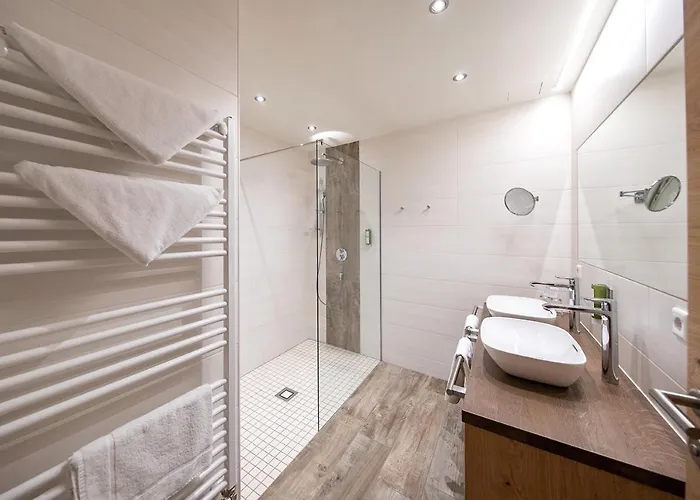 Ξενοδοχείο Tauernhof 4*